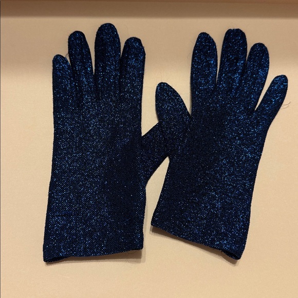 Vintage Sparkly Bold Blue Nylon and Fownes Blue Short Gloves - Picture 9 of 16